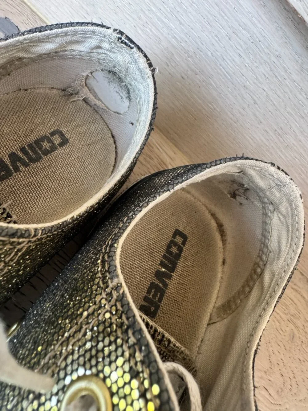 Converse Low Top Gold Glitter 7.5